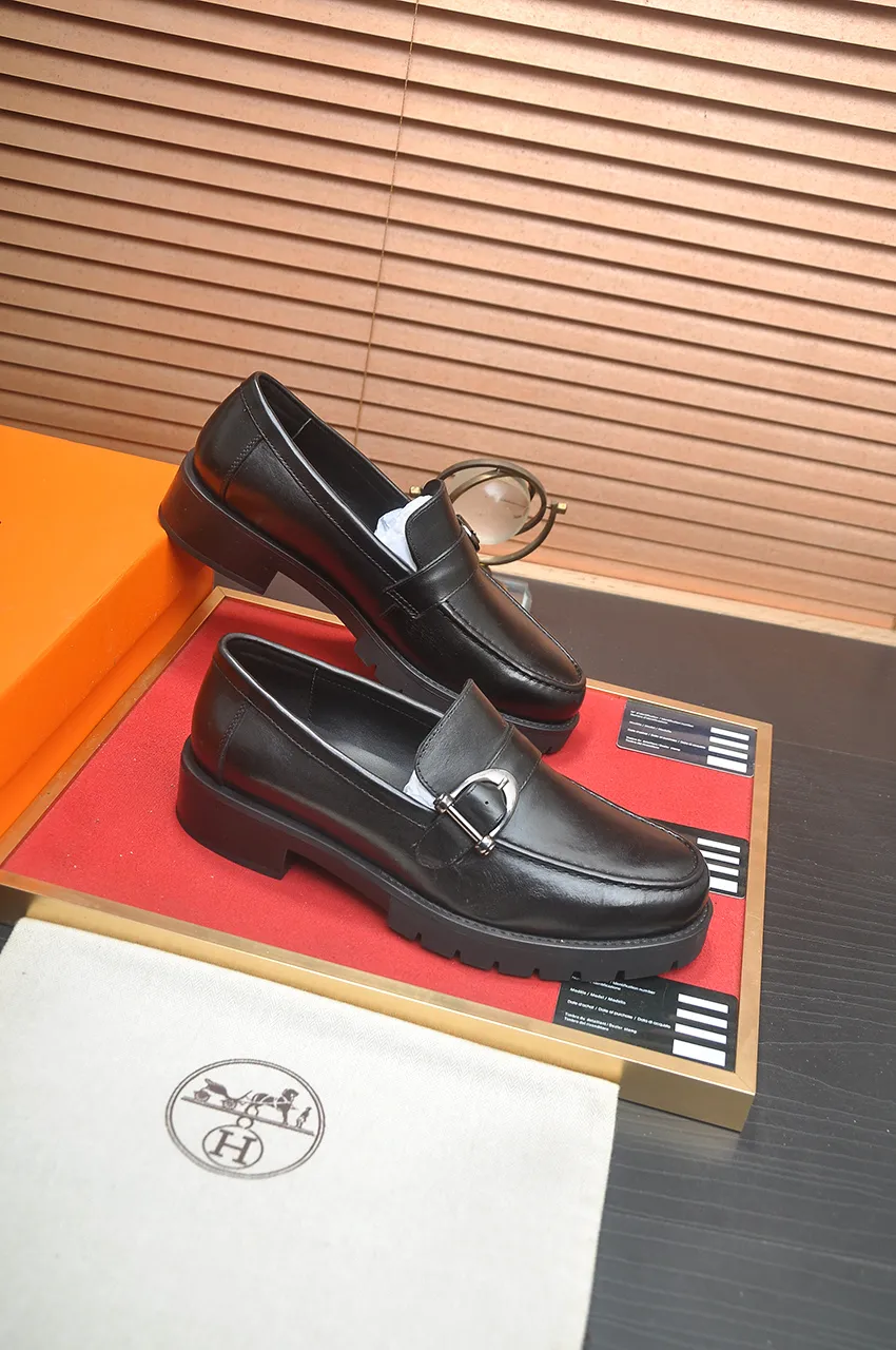 Factory price 500💶[HERMES] (cowhide lining)🍀Italian top luxury🍀He does not pursue novel styles and gorgeous colors, but attracts the favor of successful men with his flawless, elegant and classic style. Formal leather shoes This very comfortable, simple and stable style allows you to easily match any style! The pattern is absolutely 1:1 refined from the original case, and we strive for excellence in materials, imported cowhide + cowhide lining💪💪💪extraordinary texture👍! Code number: 38-45 (45 customized)